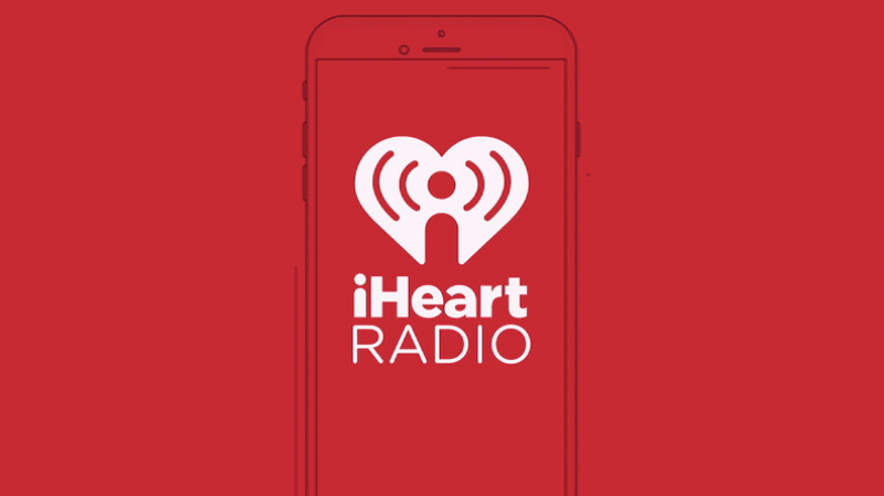 iHeartRadio をインストールして iTunes で無料の音楽を入手する