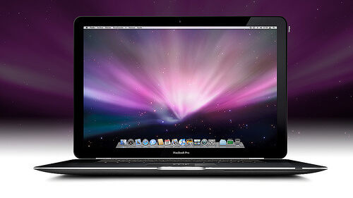 修理されたMacbook Proのブラックスクリーン